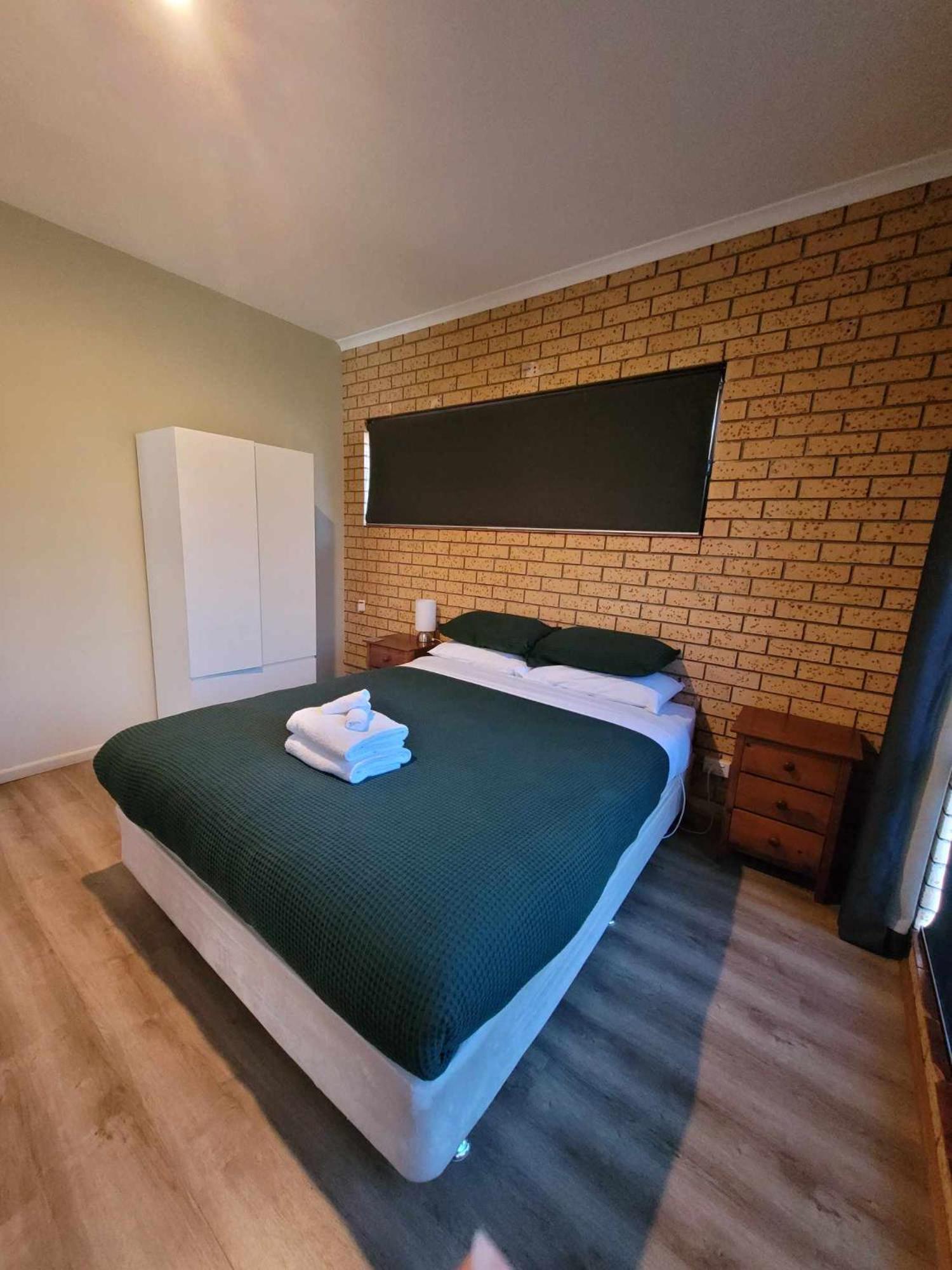 The Bright Motor Inn Экстерьер фото