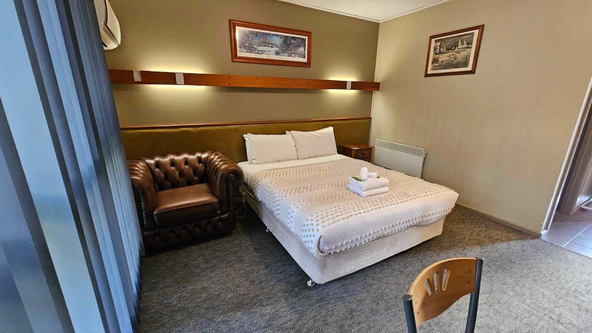 The Bright Motor Inn Экстерьер фото